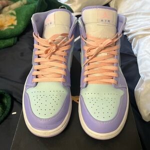 Jordan 1 mid aqua purple